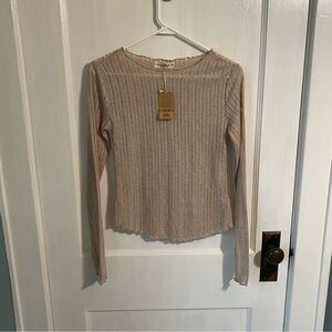 Loose weave Natural Life long sleeve top